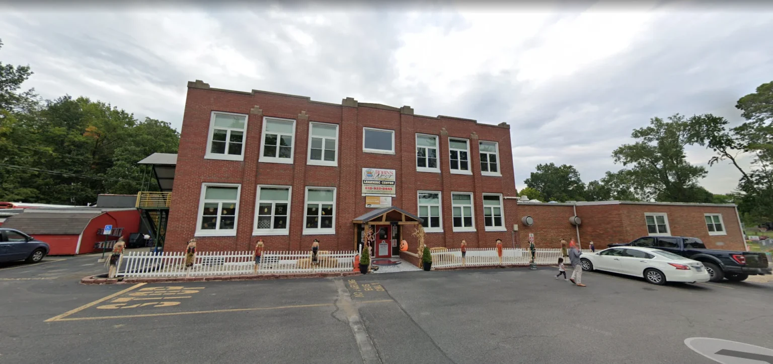 Carterville robin's nest sep2025