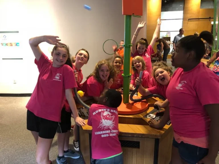 St.louis science center field trip robins nest of marion2